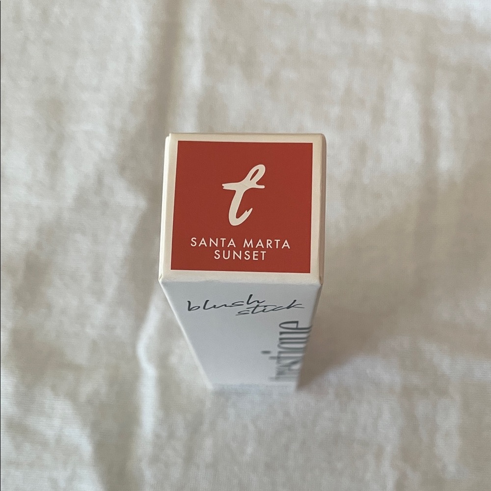 treStiQue Blush Stick in Cream - Picture 5 of 5